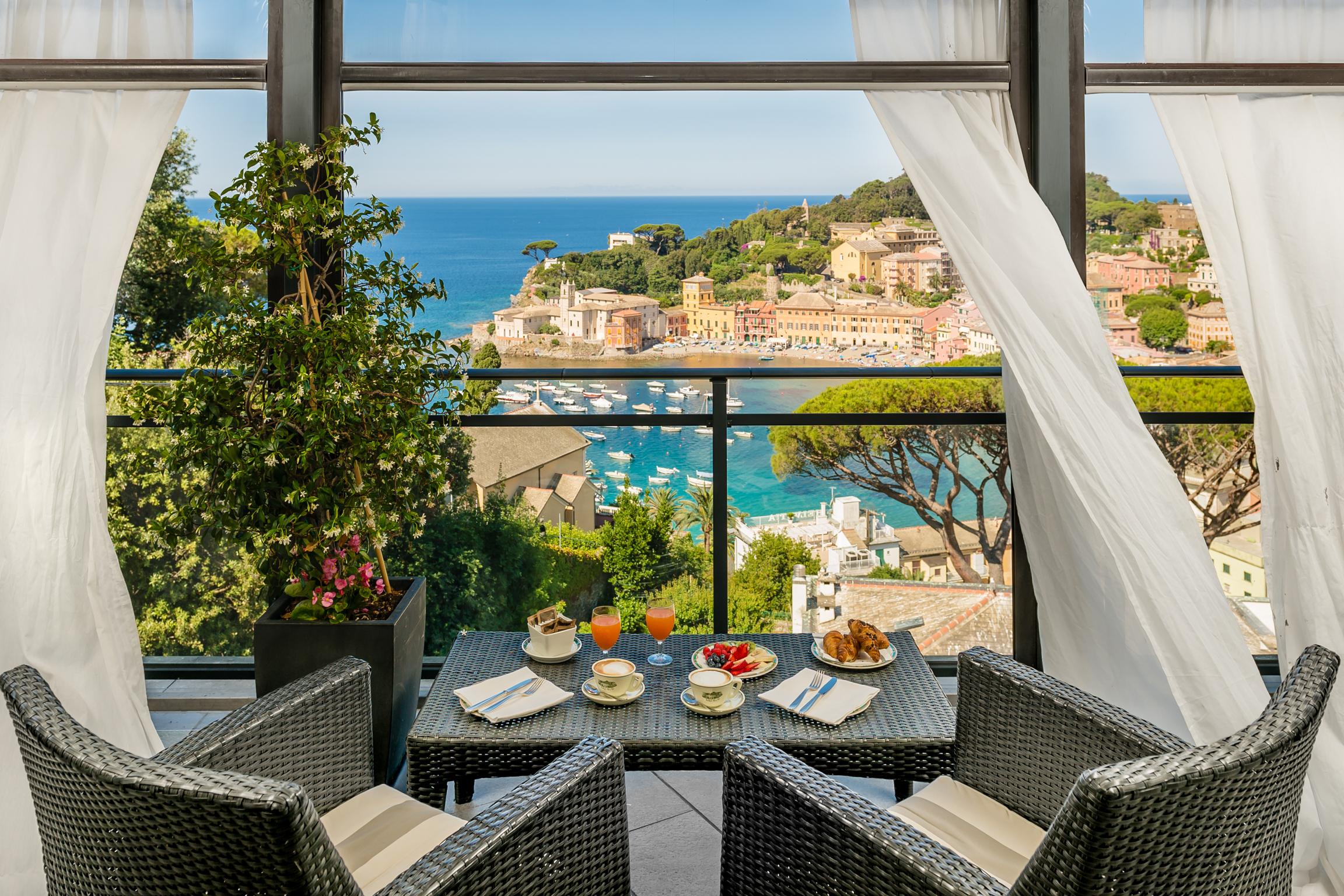 Hotel Vis A Vis Сестри Леванте Екстериор снимка